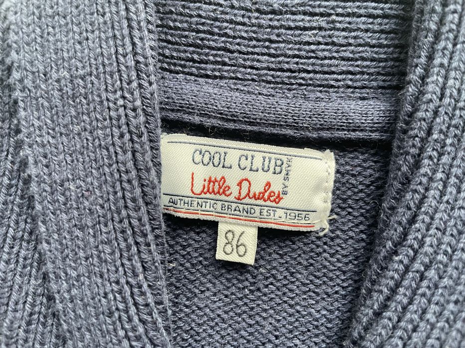 Sweterek chłopięcy Cool Club 86 – zimowy wzór, idealny stan