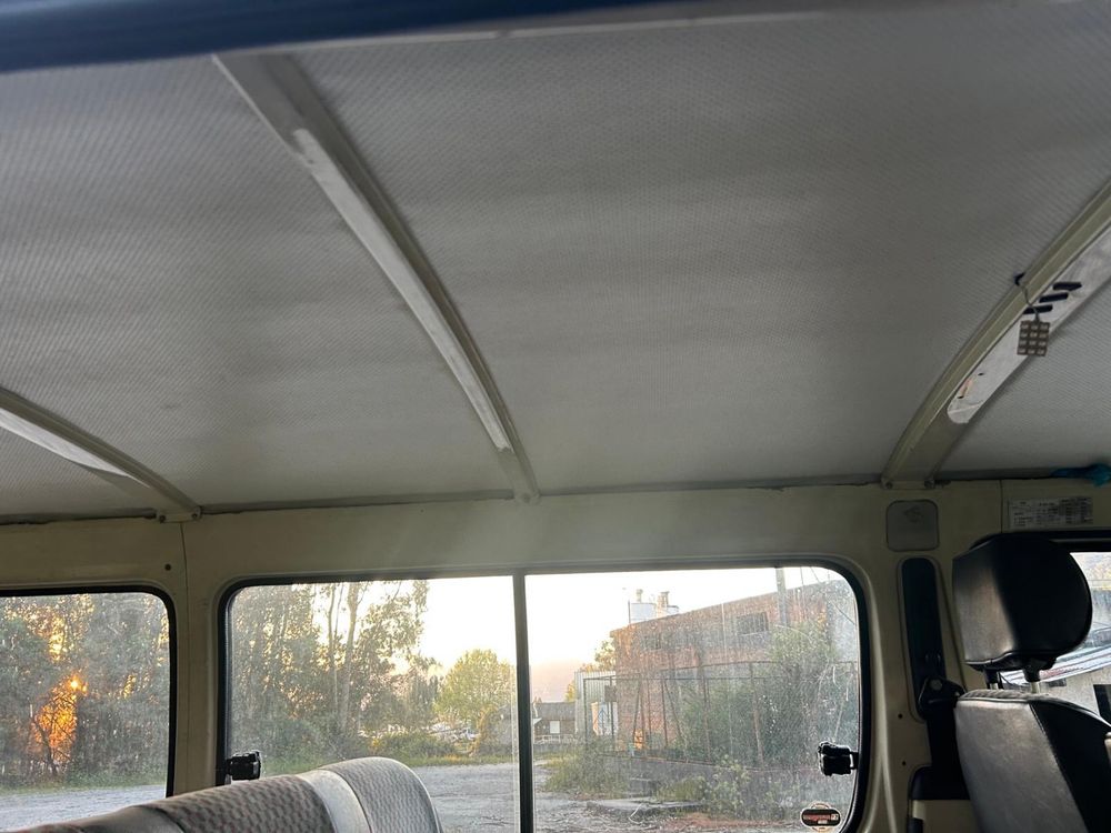 Toyota hiace H15 9 lugares