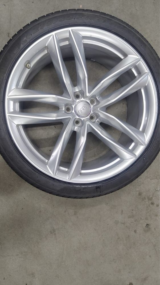 Audi Q7, Q5, A8,A7,A6 Koła super stan 273/35/21