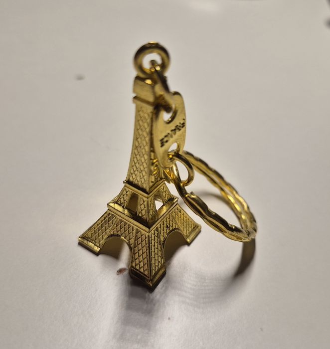 Breloczek Wieża Eiffla zlota