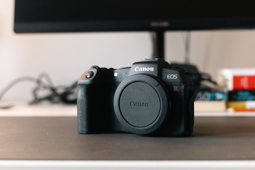 Canon RP Full-Frame - Como nova