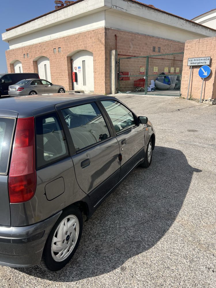 Vendo Fiat Punto 1.7 TD 1996