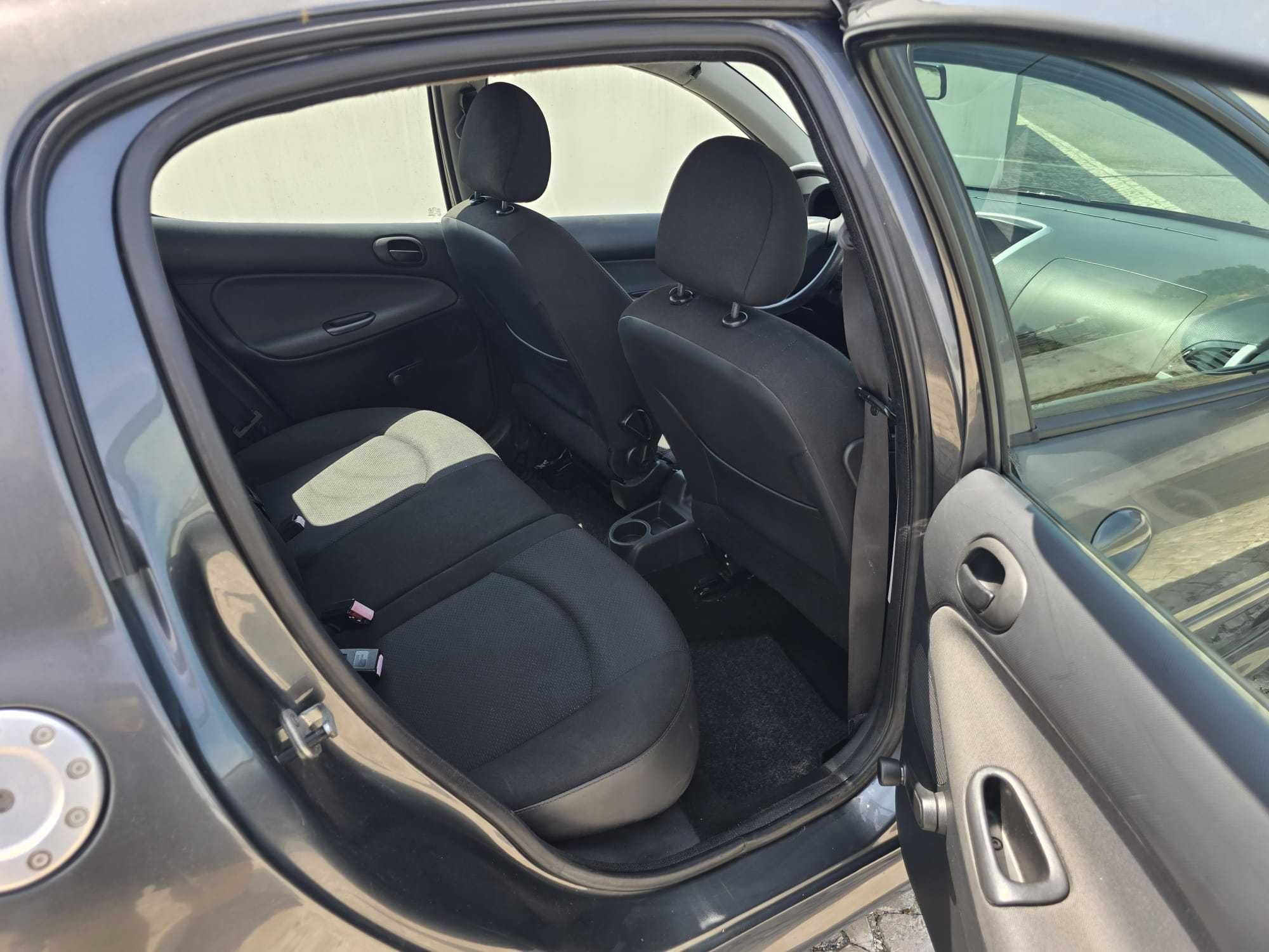 carro impecável  100% confiável  0% de problemas