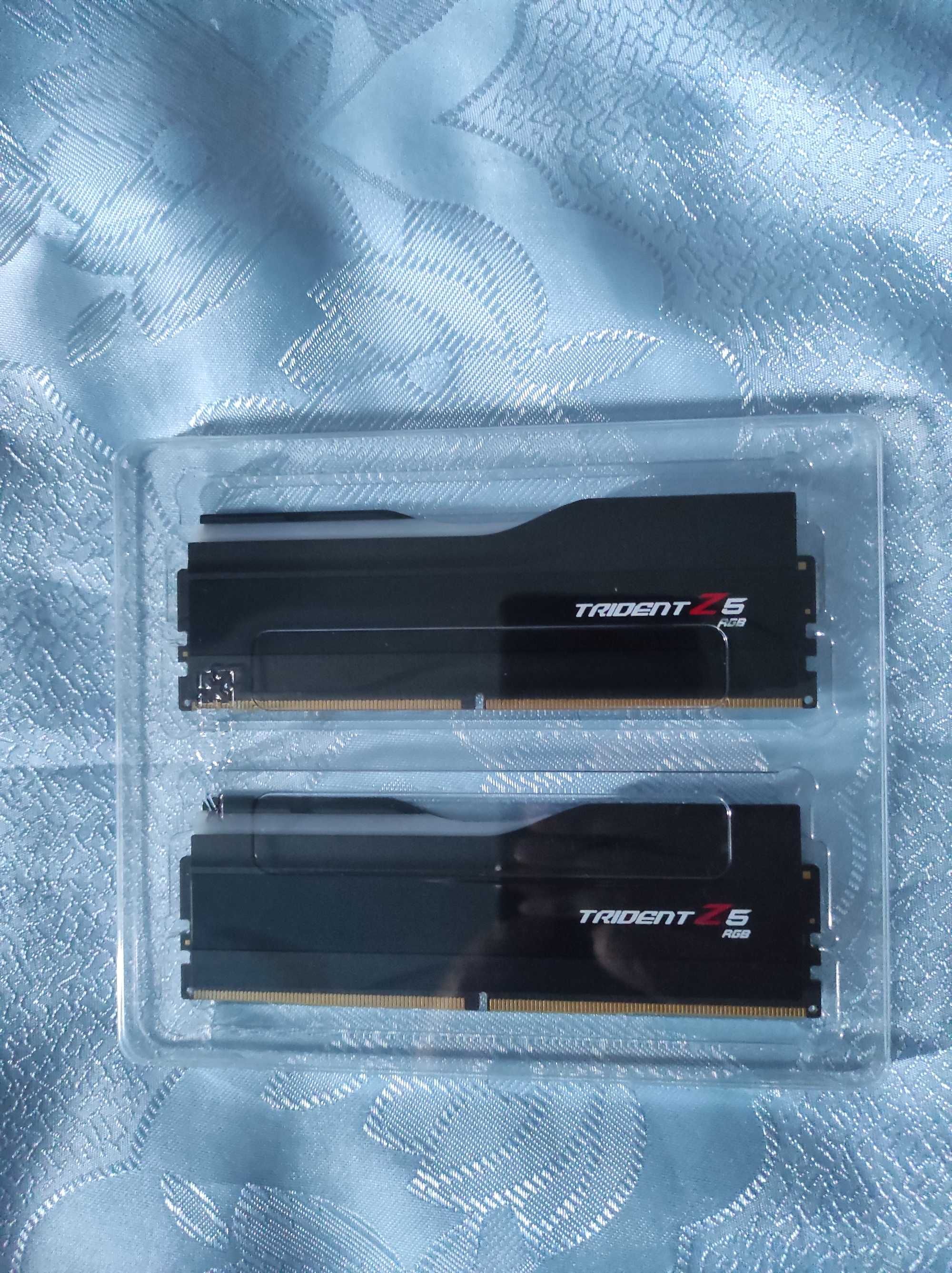 DDR 5  G Skill F5-6400j3648G24GX2-TZ5RK