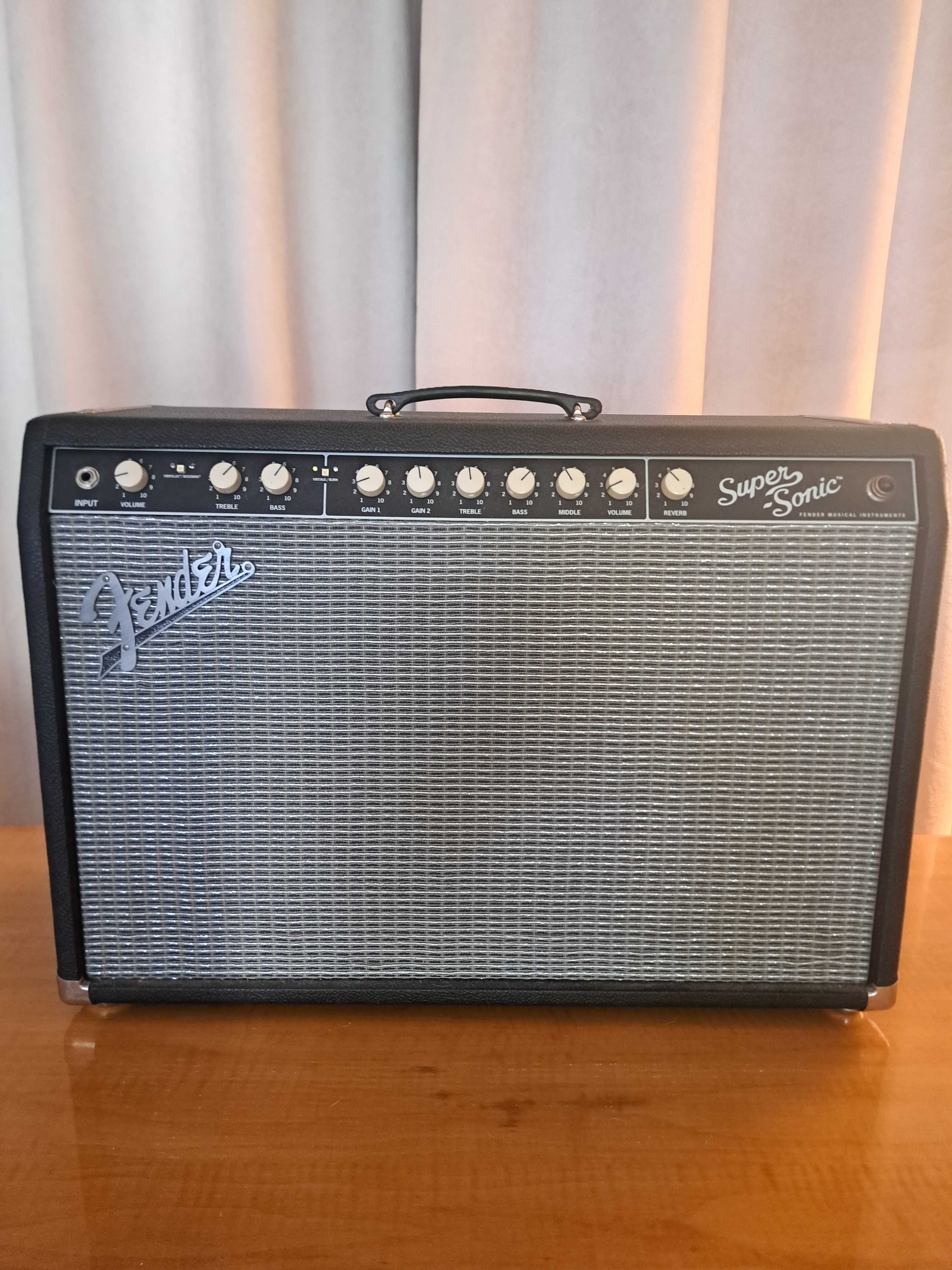 Wzmacniacz Fender SuperSonic 60w combo