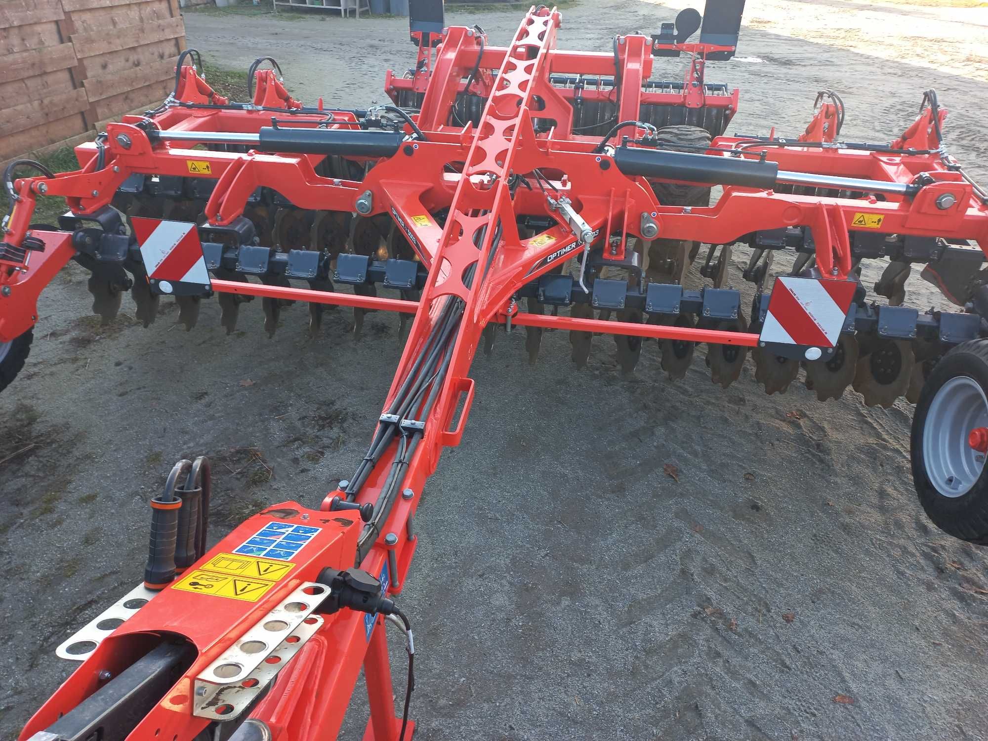 Brona talerzowa, agregat  Kuhn Optimer 5003+ 5m