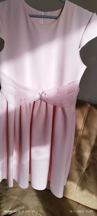 Sukienka dla dziewczynki pudrowy róż 152