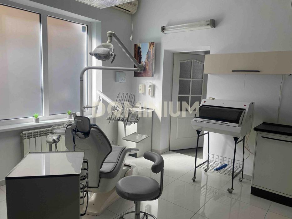 Здається в оренду комерційне приміщення в м. Хуст