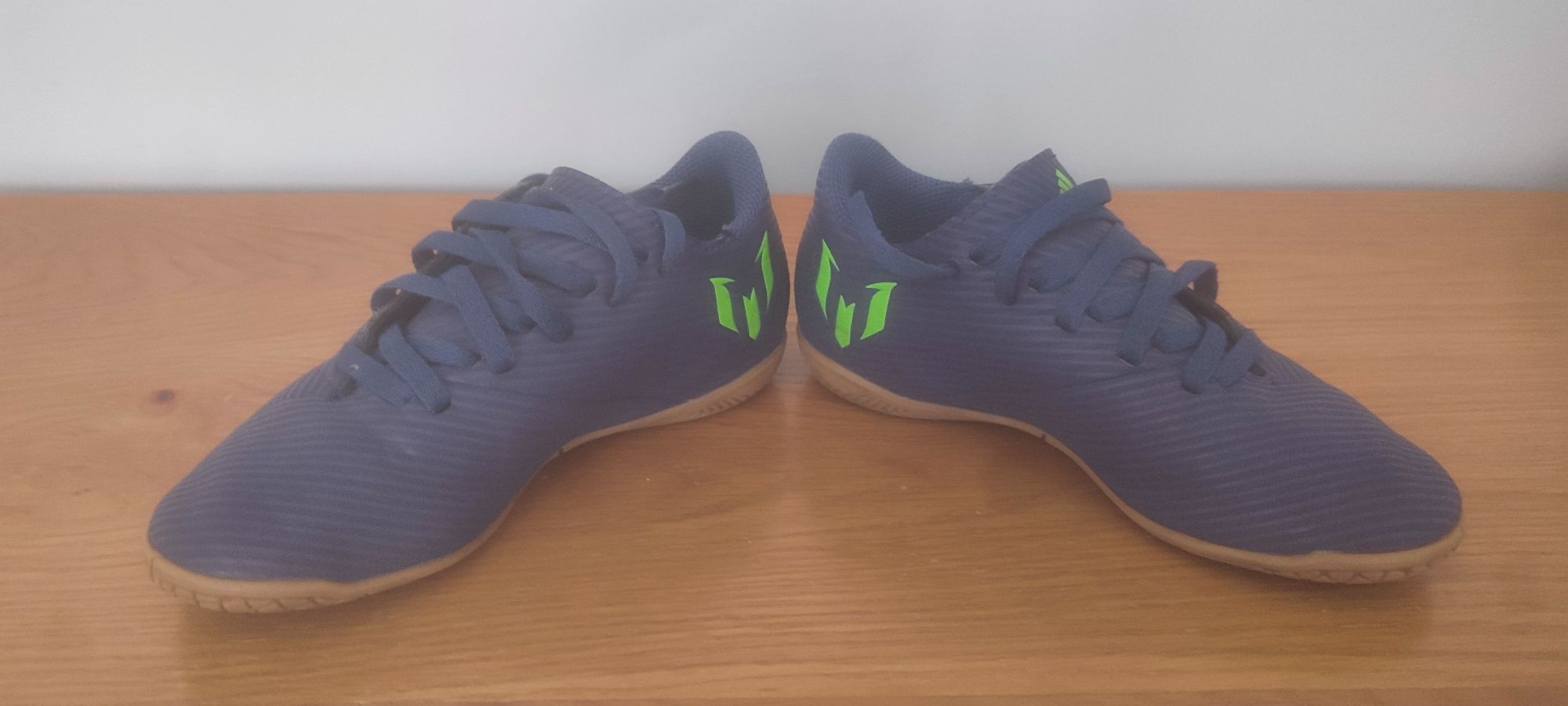 Halówki buty piłkarskie Adidas Nemeziz Messi R 30