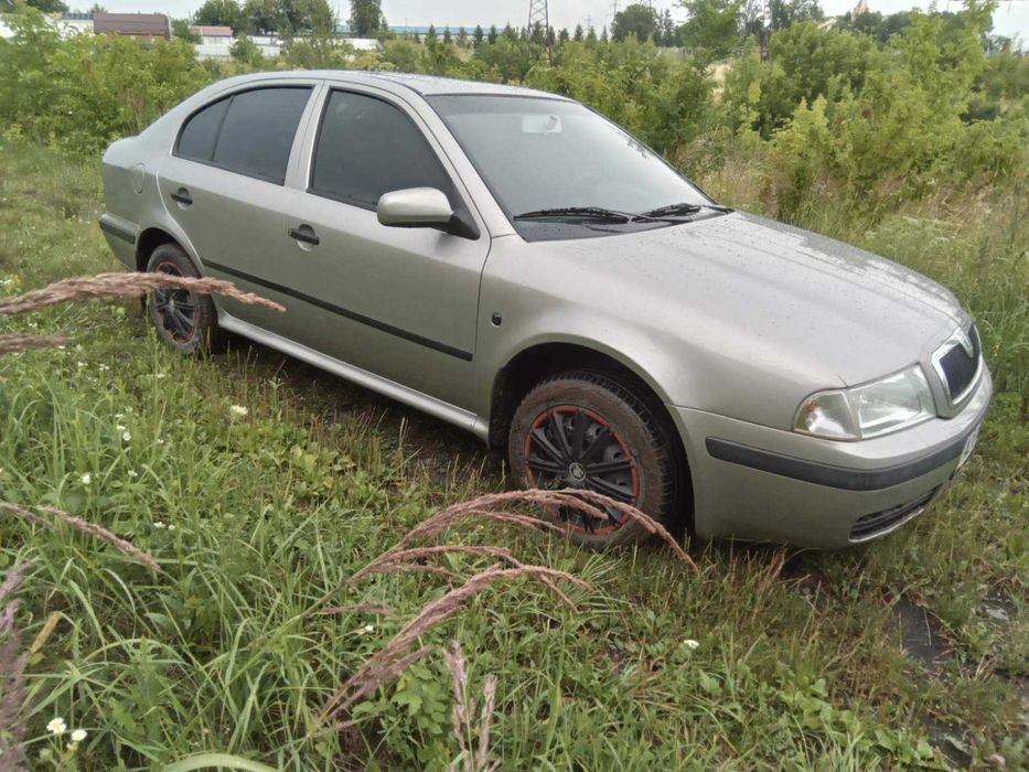шкода октавія 16 бензин