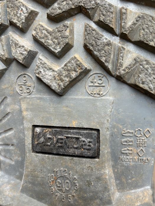 Botas pretas de caminhada 43/44