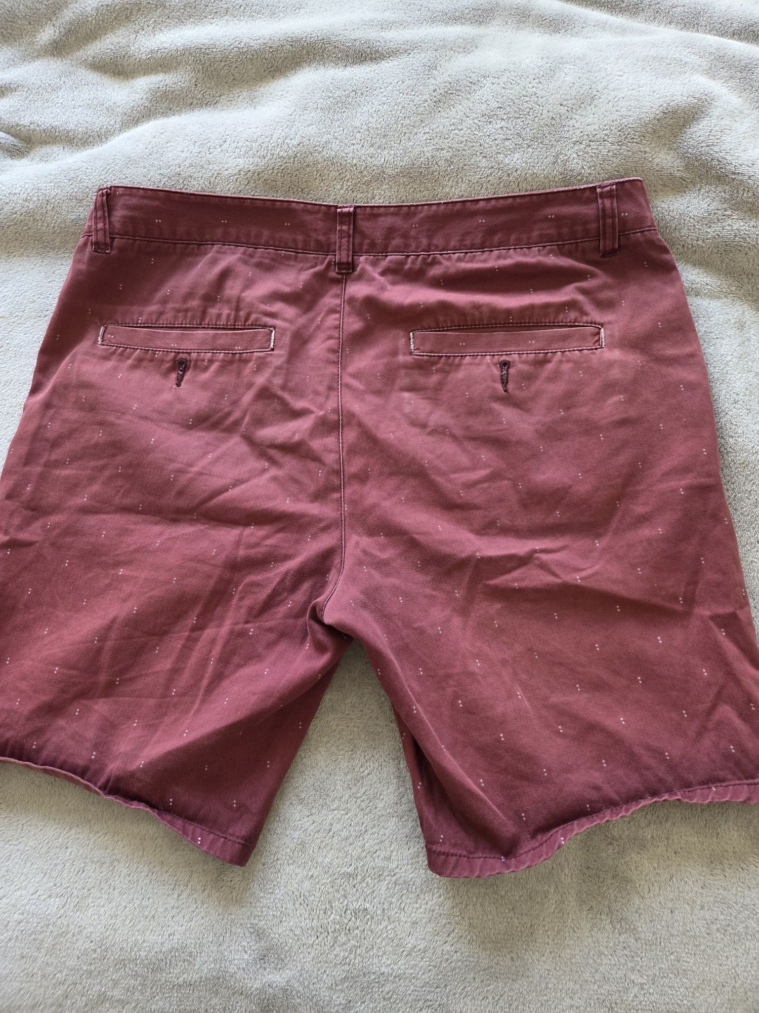 Spodenki bordowe krótkie  UK 34