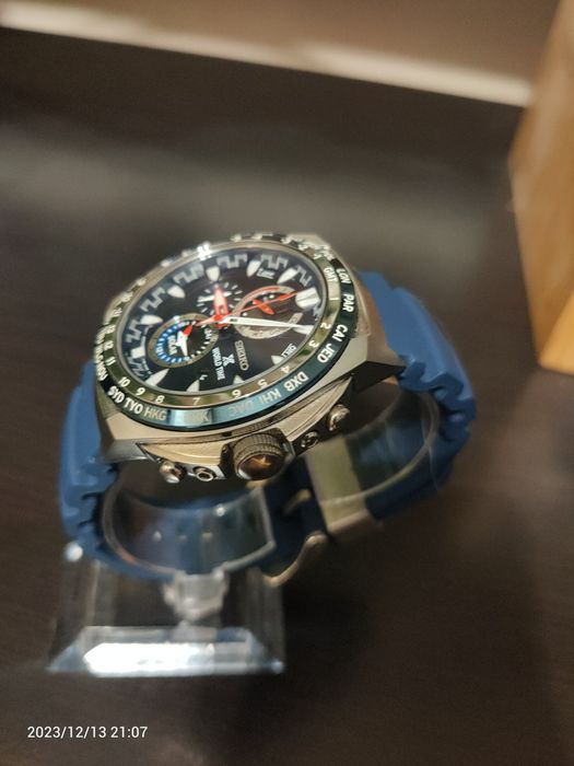 Zegarek Seiko ssc489p1 GMT solar