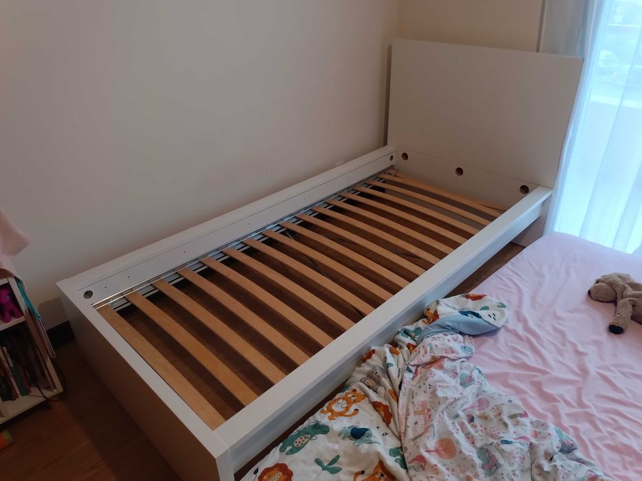 Cama Ikea Malm Solteiro+ colchão+ gavetas