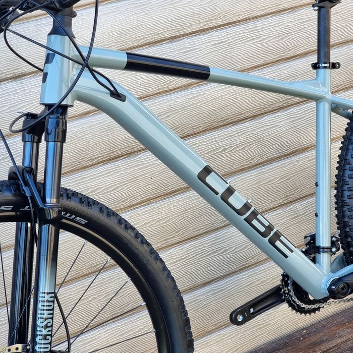 29 CUBE ATTENTION RockShox AIR. Shimano DEORE 2x10. Disc. Рама L XL
