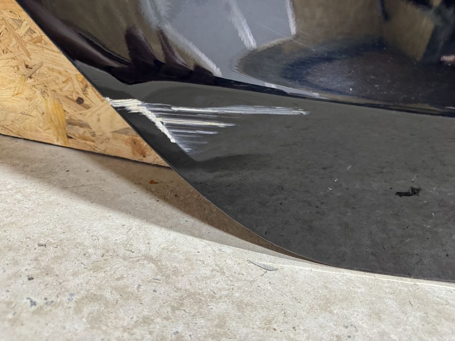 Tesla Model 3 двері задні праві