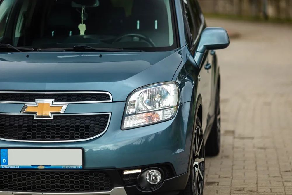 Chevrolet Orlando 2.0 TD 163Ps Automat Navi Kamera skóry Szyberdach 7-osób 2kpl kół