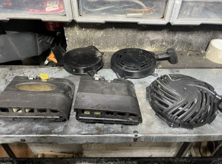 Ремонт двигунів Briggs Stratton запчастини всі видів двигунів