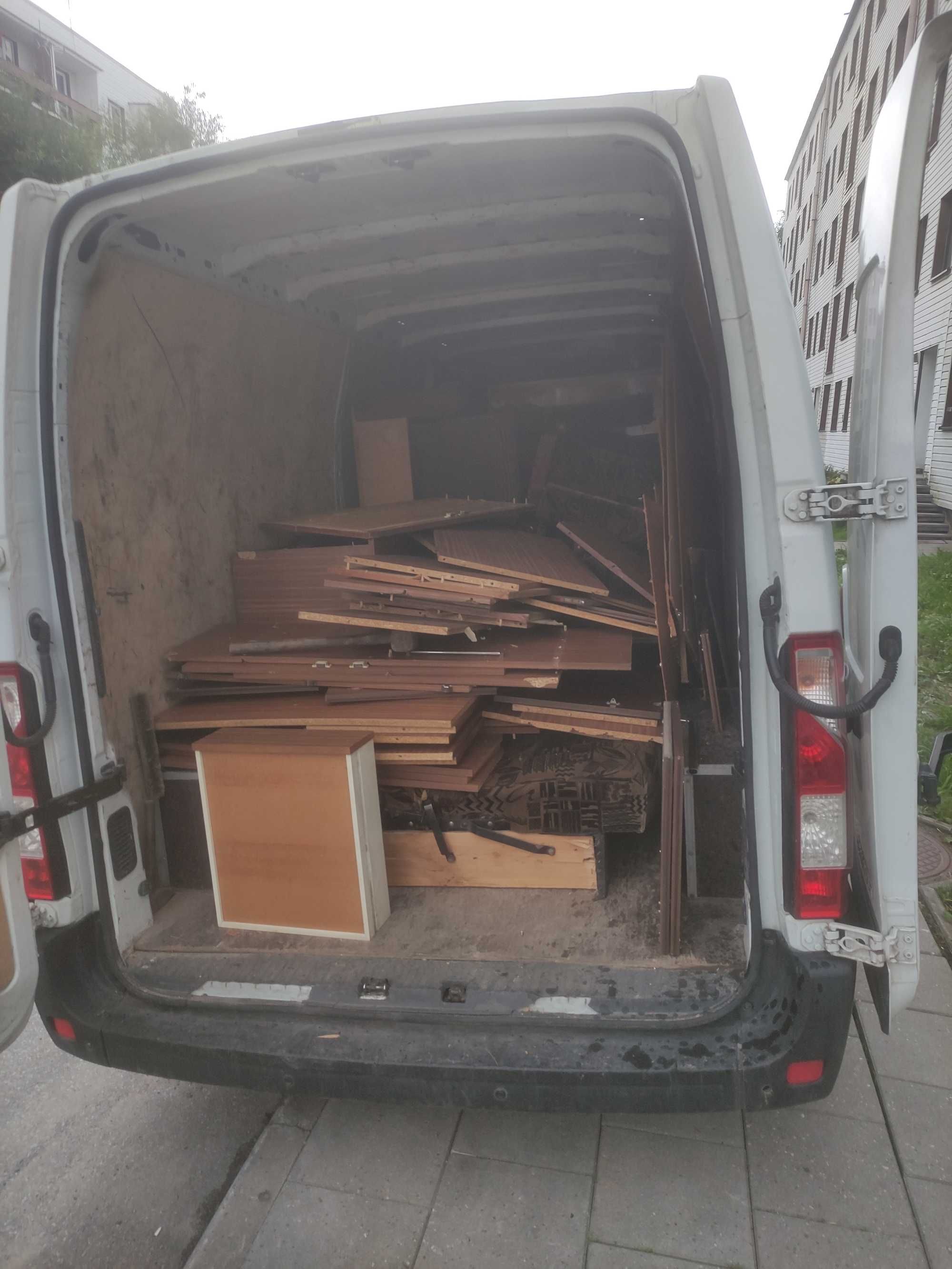 Opróżnianie Mieszkań, Domów, Sprzątanie Piwnic, Garaży Wywóz Na PSZOK