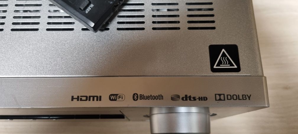 Amplituner PIONEER VSX-831. Bluetooth,HDMI,WIFI