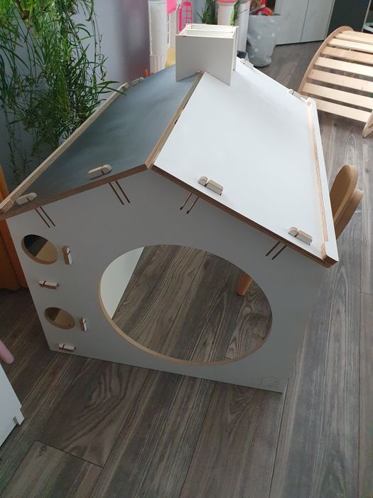 Biurko domek do zabawy My Mini Home białoszare komin na kredki 52-68cm
