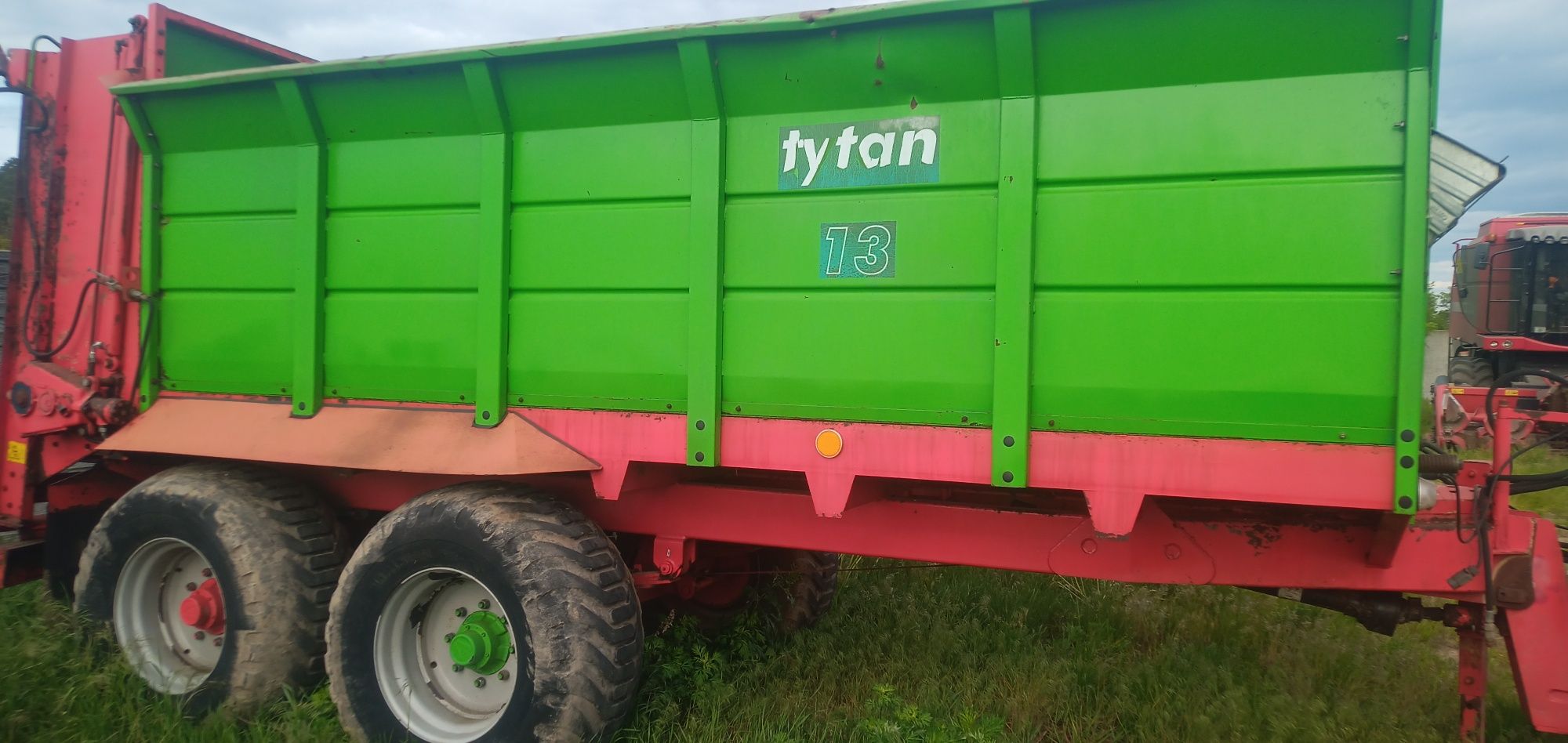 Rozrzutnik obornika Tytan 13