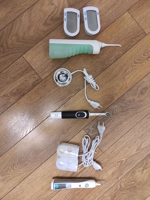 Зубна щітка Braun зарядка