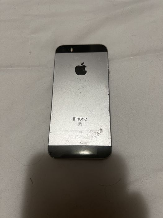 Iphone Se usado.