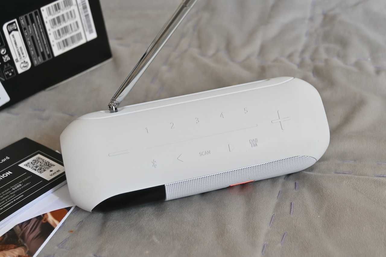 Radio i głośnik JBL