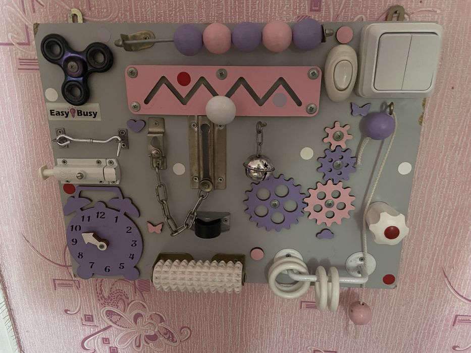 Бізіборд бізікуб