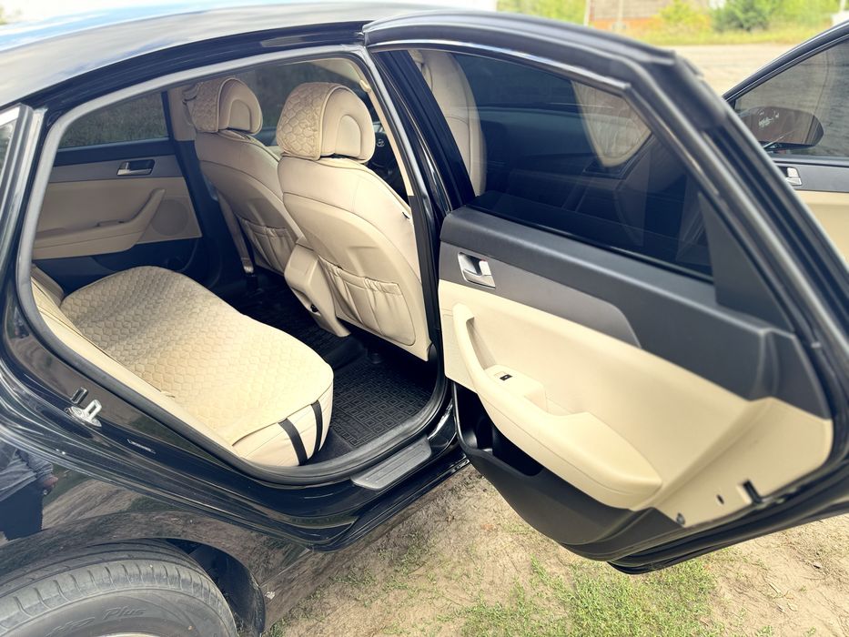 Продам авто Hyundai Sonata.