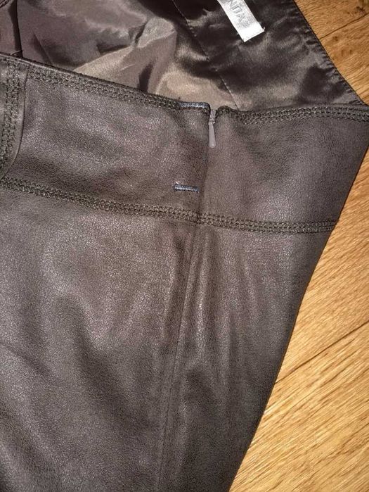 Bonita Красивая женская юбка под кожу/замш шоколадного цвета 42