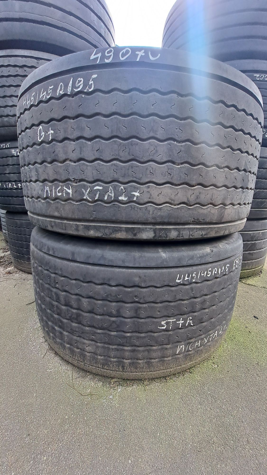 Opony 445/45R19.5 Michelin