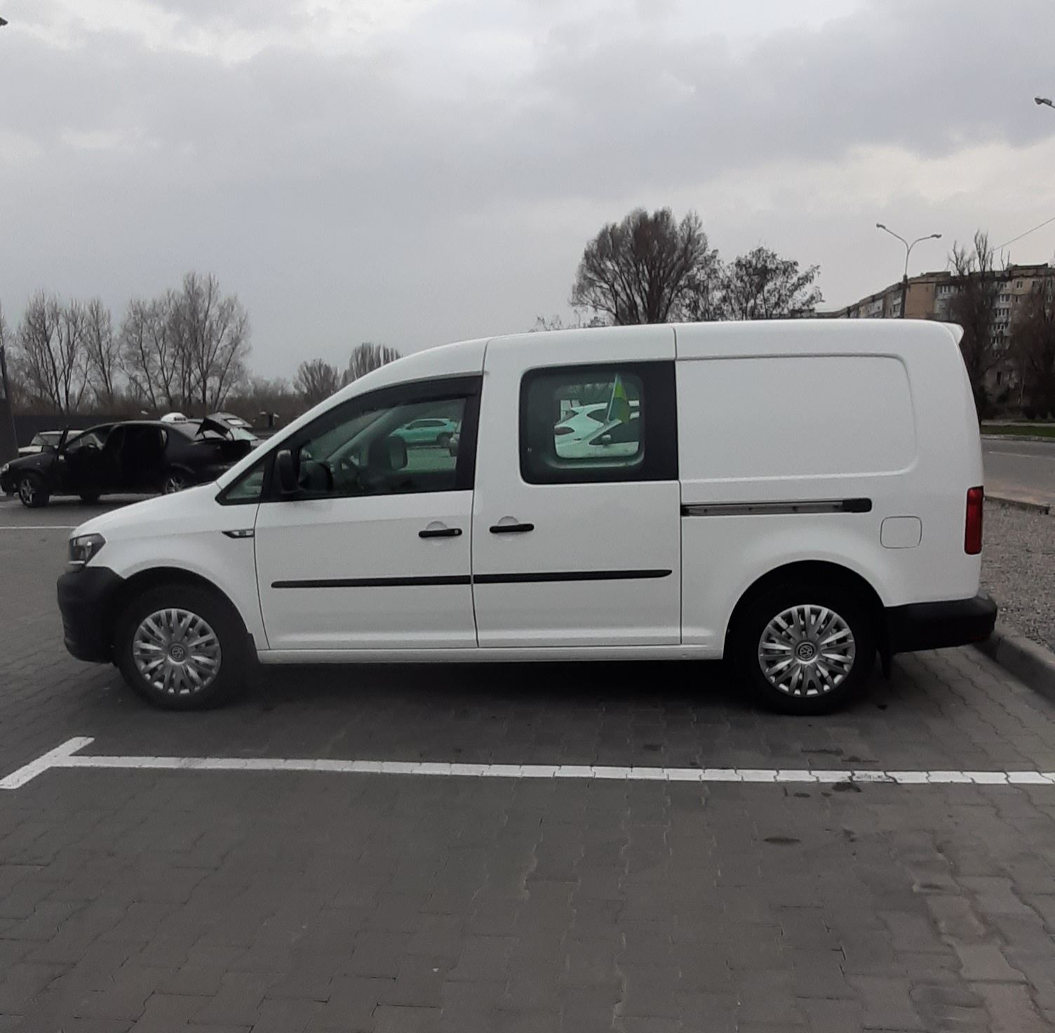 Volkswagen Caddy 2015р. 2.0