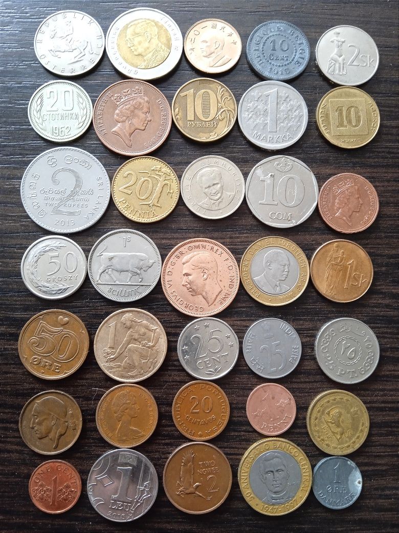 Продам подборку монет мира