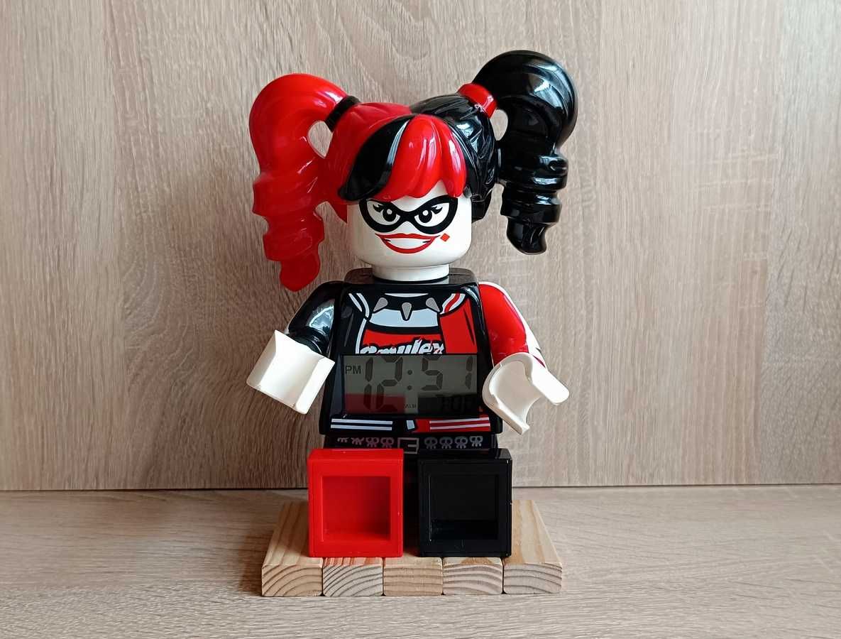 Duża LEGO figurka - zegarek Harley Quinn (2017)