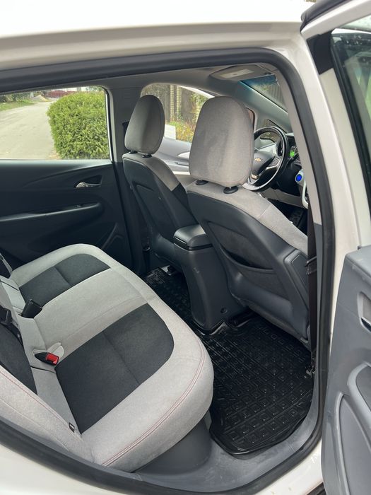 Продам Bolt 2017