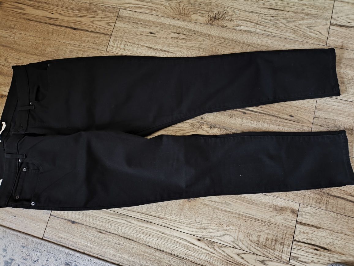 Spodnie damskie levis