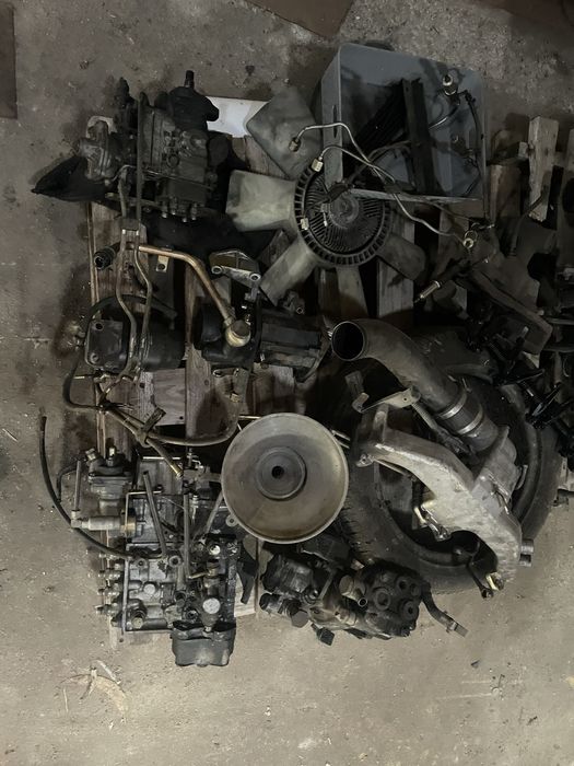 Caixa de velocidades bomba injetora nissan Atleon