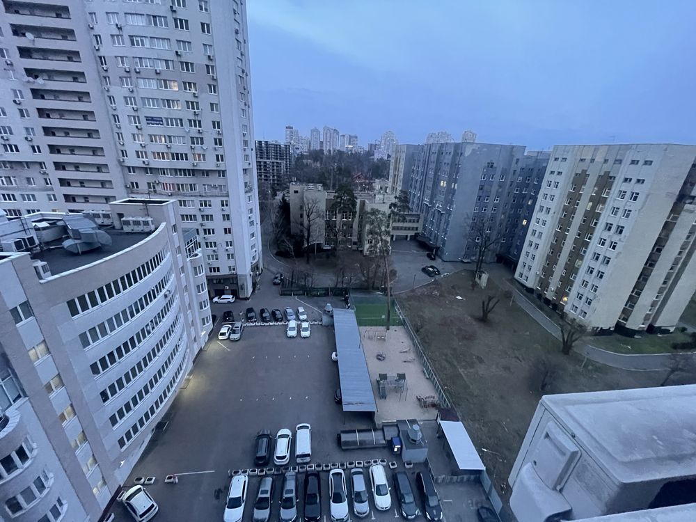 Здаю 2-кімнатну квартиру метро Житомирська