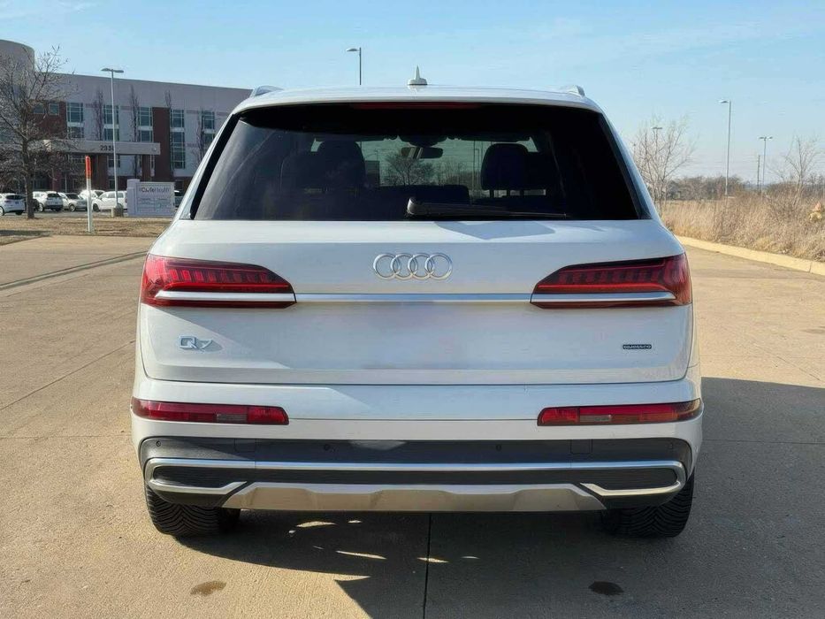 Audi Q7 quattro Premium      2022