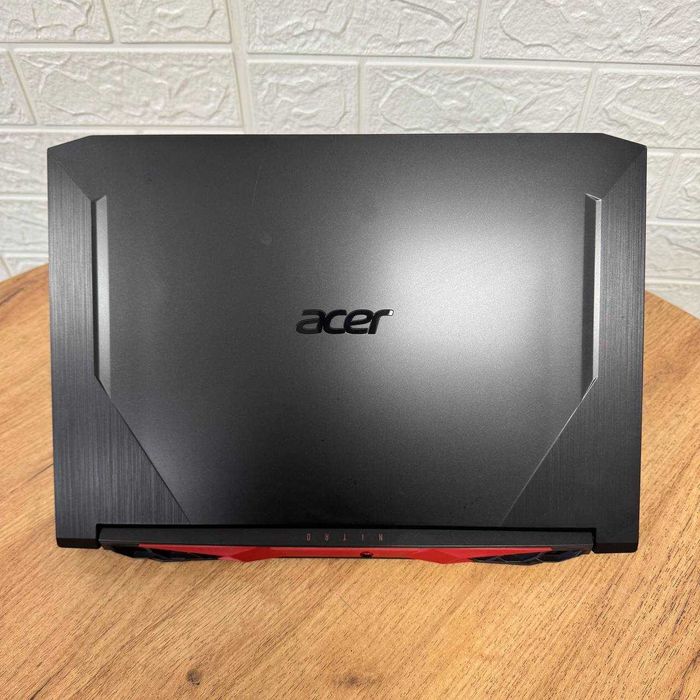 Acer Nitro 5 AN515-55  144Hz i5 10300H 16GB SSD 512GB RTX 3050