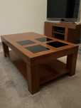 Mesa de centro retangular em madeira