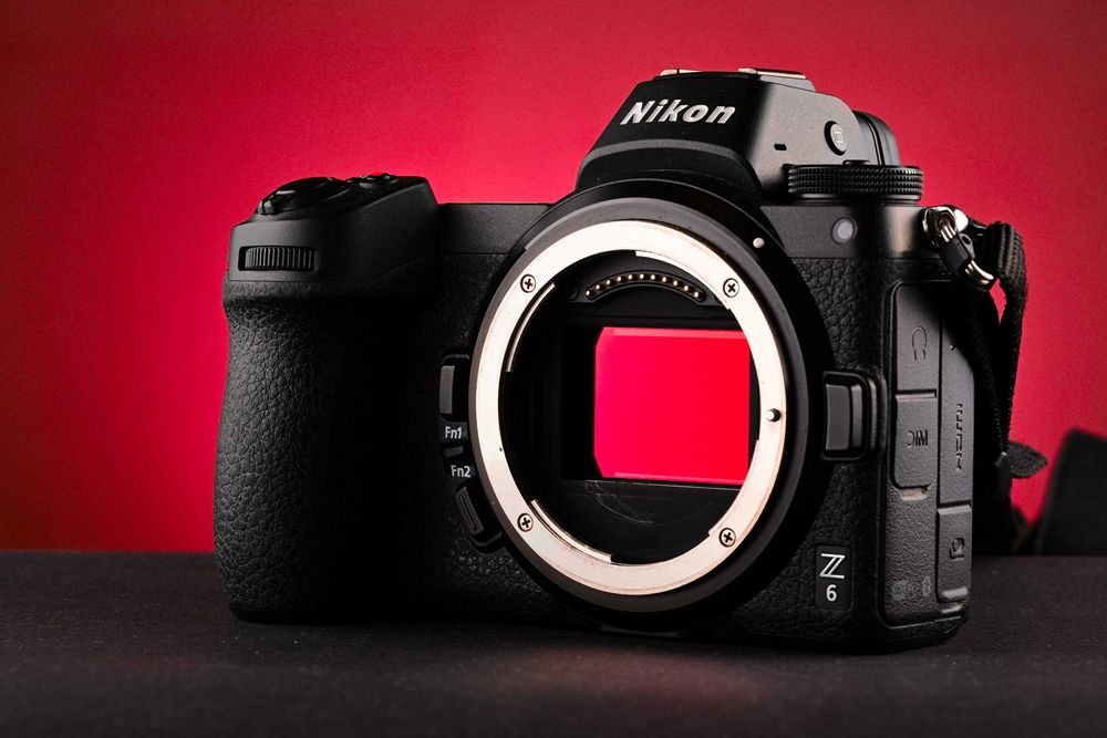 Nikon Z6 + Karta pamięci CFExpress 256 GB + dodatkowy akumulator