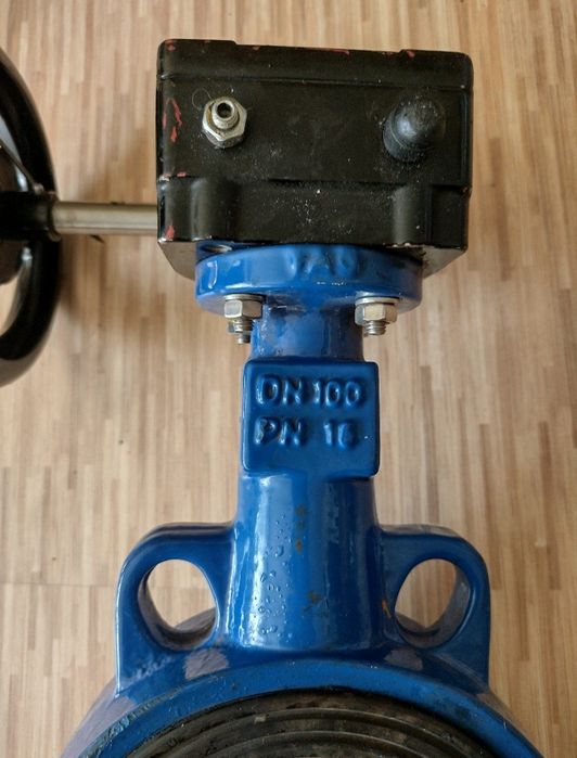 Przepustnica DN100, PN16