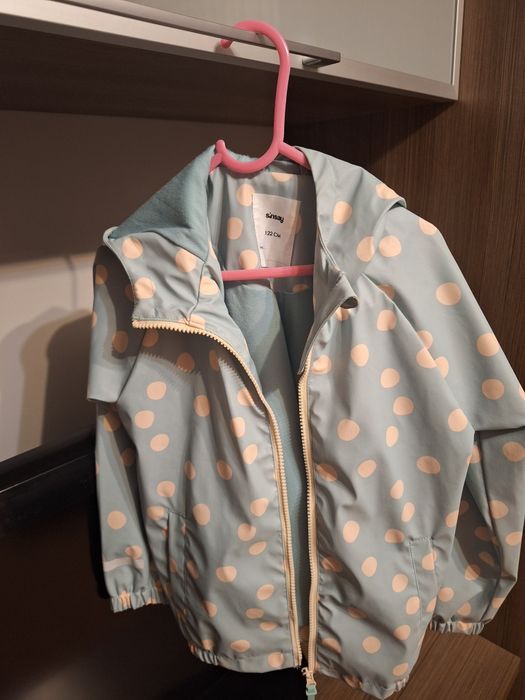 Kurtka przeciwdeszczowa sinsay 122