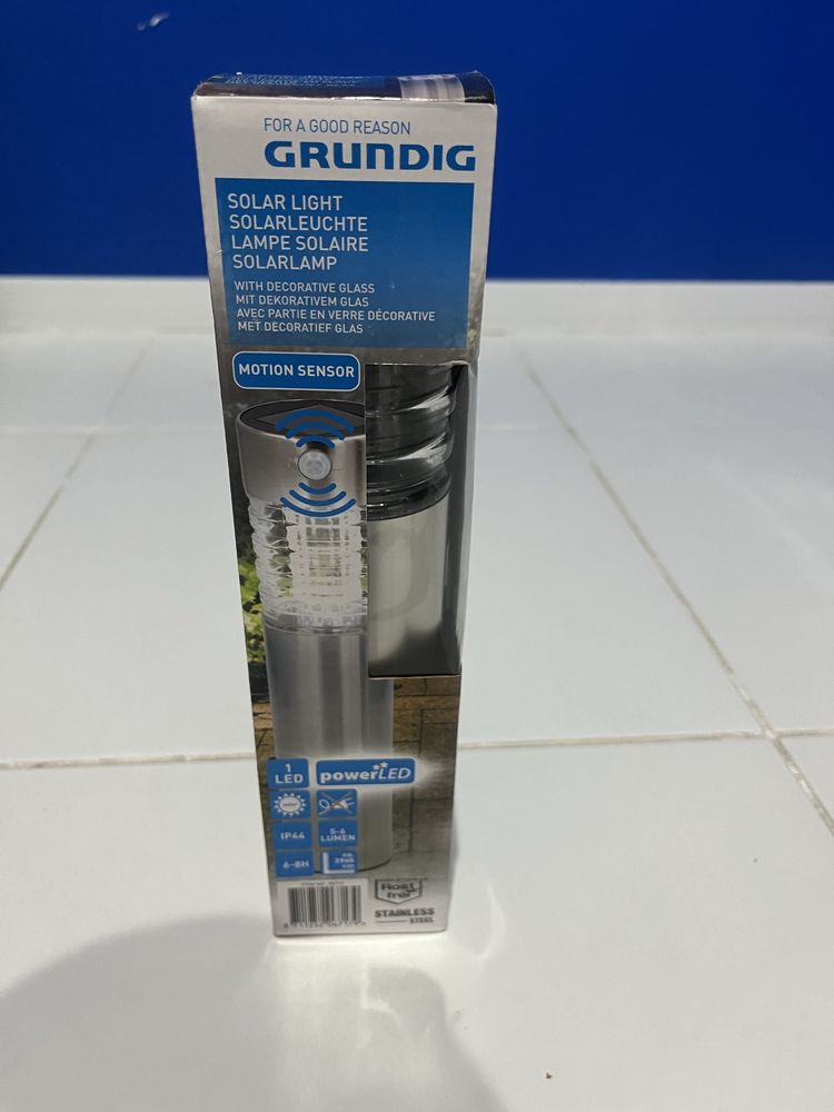 Lampa solarna Grundig