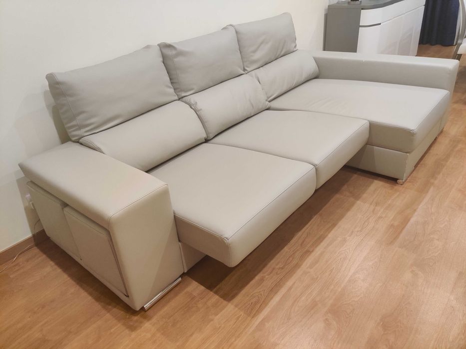 Sofa 3 lugares com chaise longue