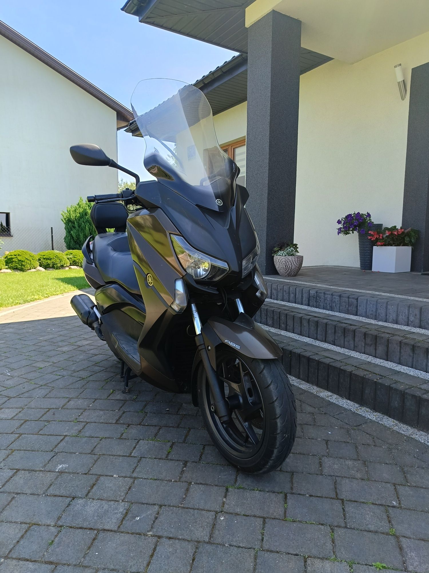 Skuter Yamaha X-Max 125