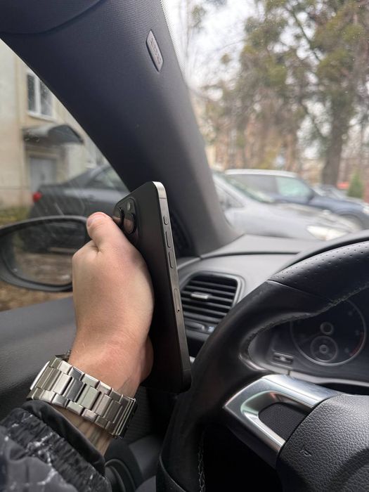 Iphone 15 pro 128gb. Європа фізична сімкарта.